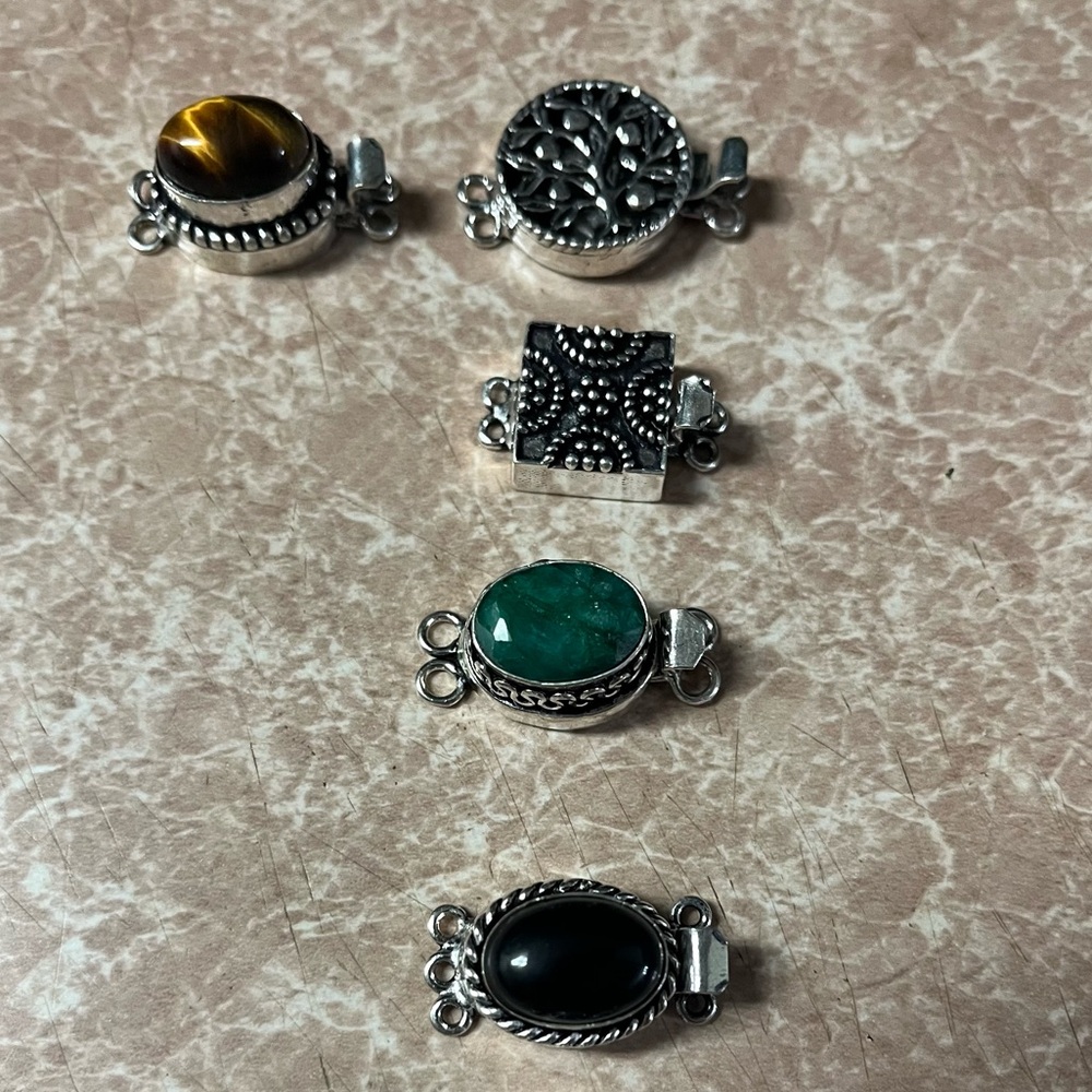Handmade bizantine link chain bracelet with red garnet & tiger eye men bracelet - Picture 3 of 16